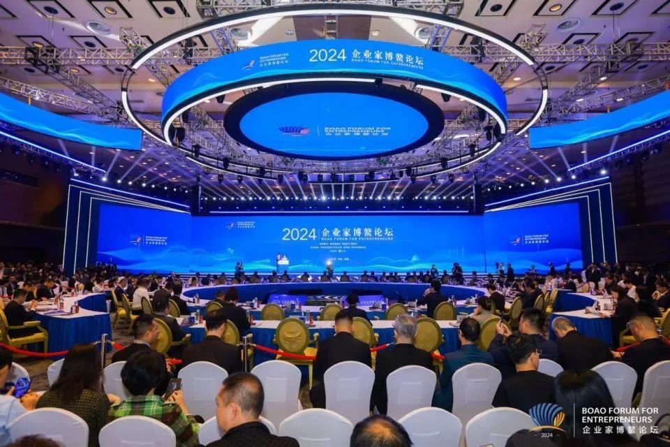 2024企業(yè)家博鰲論壇｜長(zhǎng)壽花食品收獲精彩“博鰲”之旅 品牌信用建設(shè)再添亮色