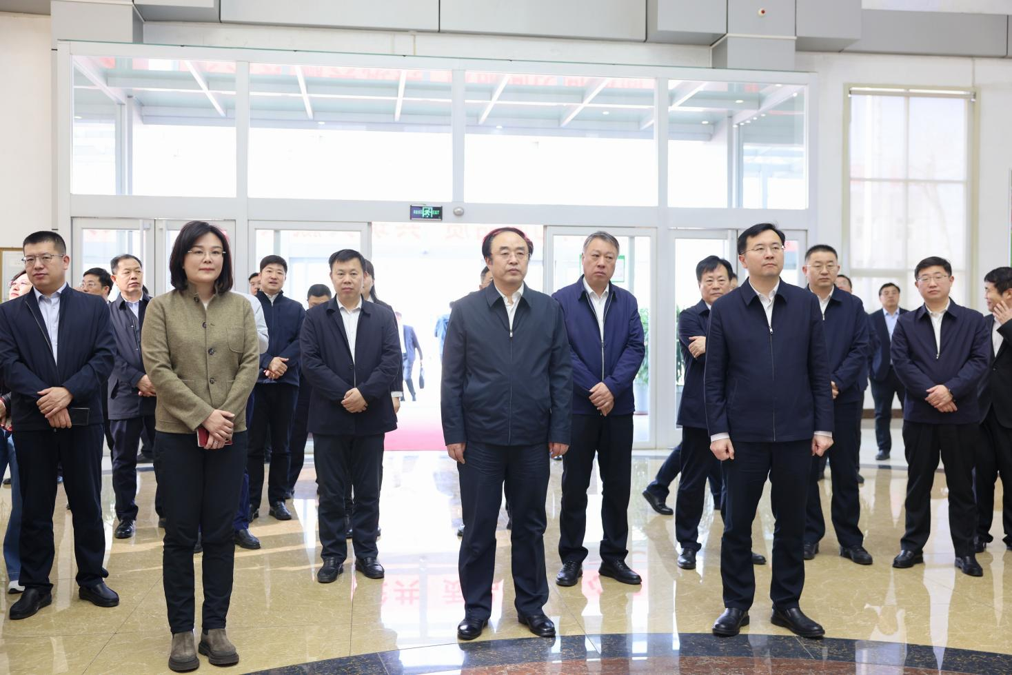 傳承企業(yè)家精神 共鑄高質(zhì)量發(fā)展——濱州市屬國資國企來山東三星集團觀摩調(diào)研