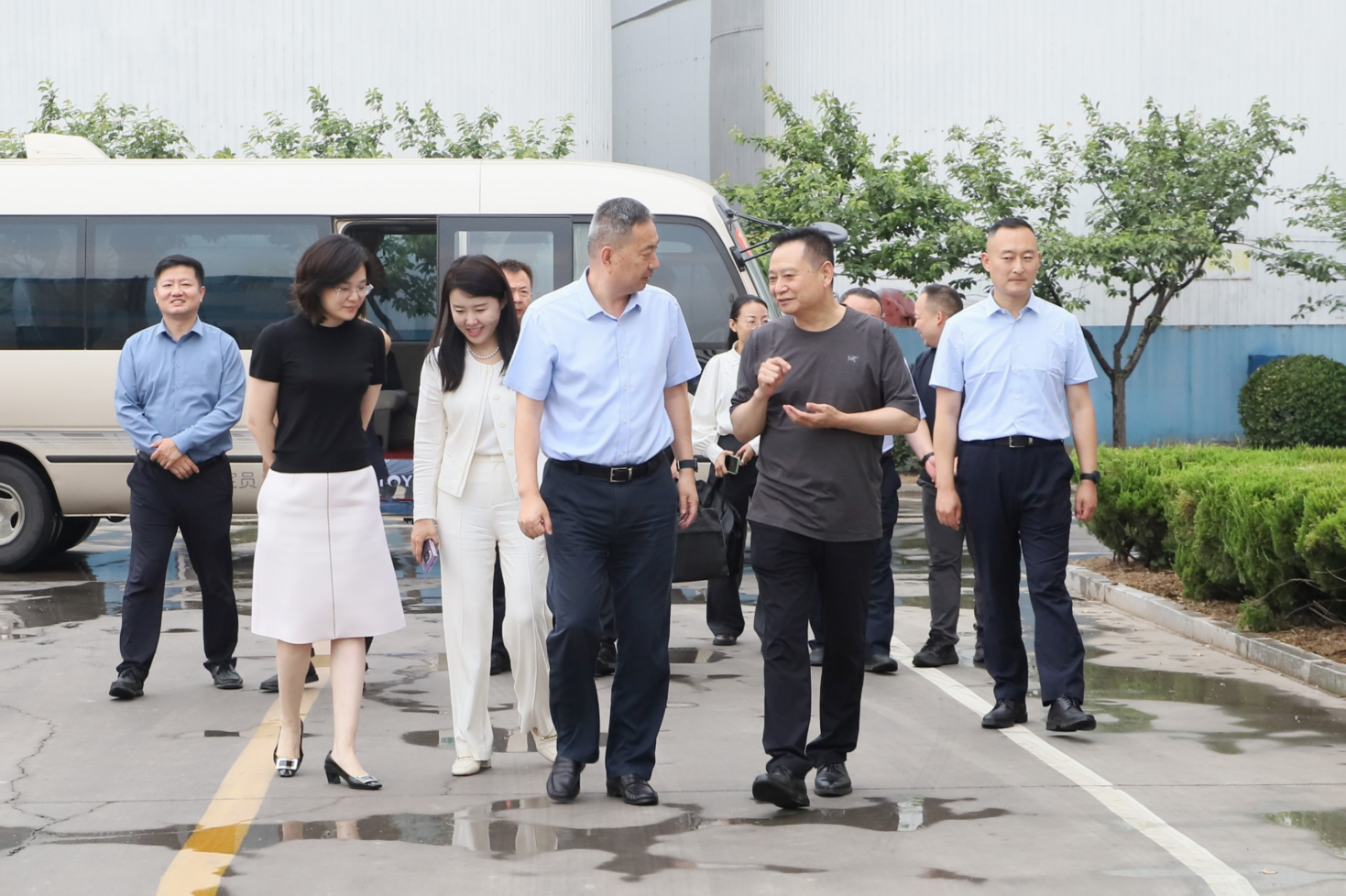 省工業(yè)和信息化廳二級巡視員吳炎一行來山東三星集團調研